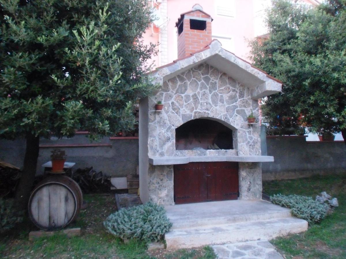 A&L Apartment Sukošan Exterior foto
