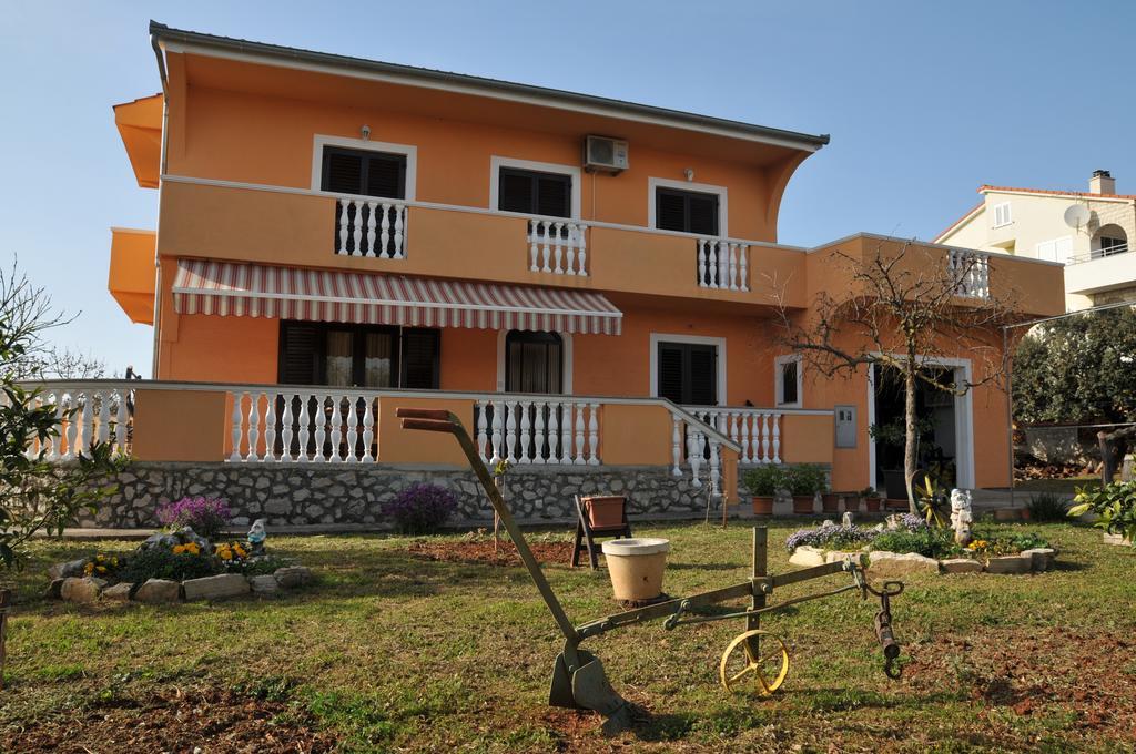 A&L Apartment Sukošan Exterior foto